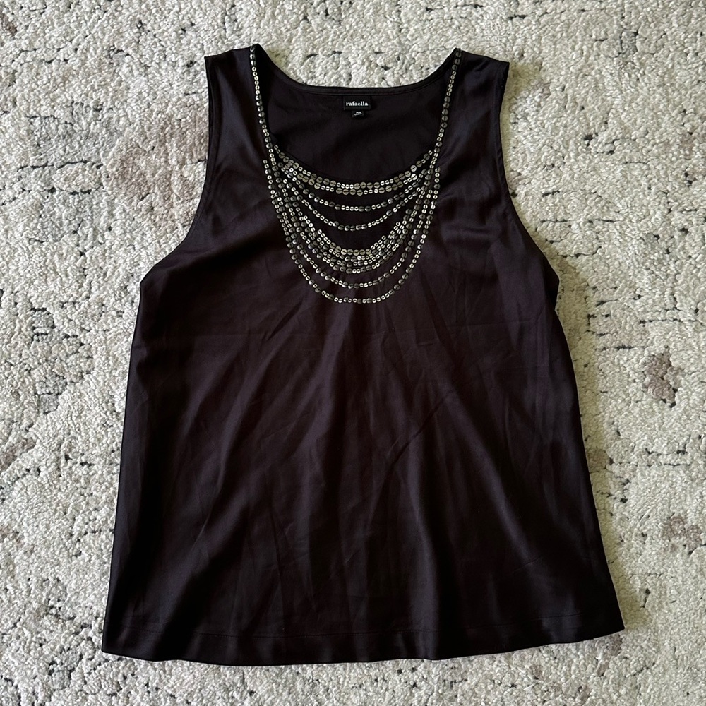 Rafaella tank top with neck detail